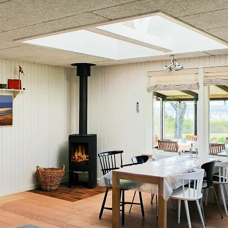 8 Person In Roslev-by Traum 로슬레우